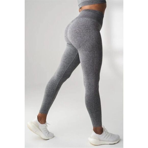 NEW Vitality Formation Pant Midnight Heather Gray Size Medium Balance Athletica - Picture 1 of 8